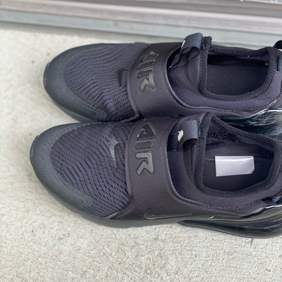 Nike Air Max 270 Extreme GS CI1108 005 Running Black Size 5.5 U.S - Picture 2 of 3